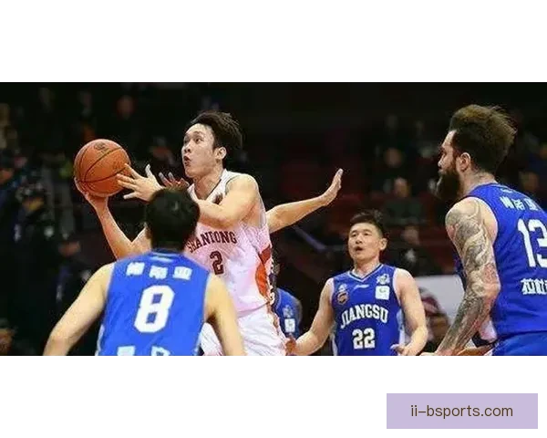 索菲娅·史密斯荣膺NWSL常规赛最有价值球员