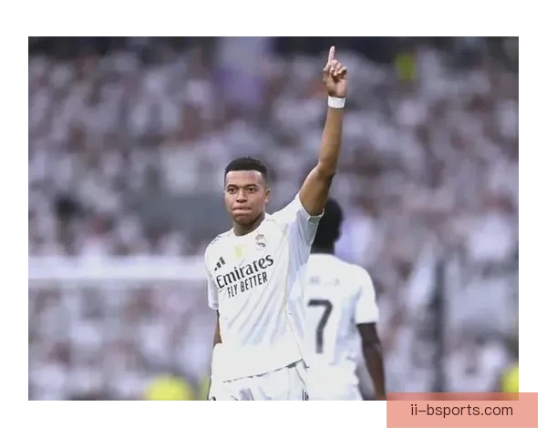 贝林厄姆荣膺西甲最佳球员 皇马新星助力球队再创辉煌