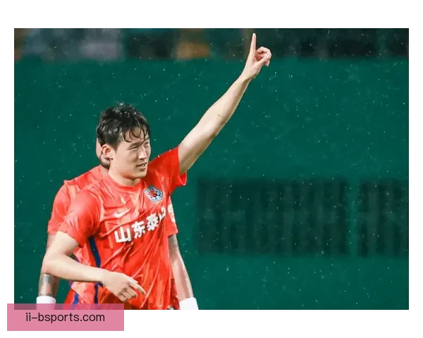 古鲁泽塔压哨绝平精彩进球拯救球队实现关键反击